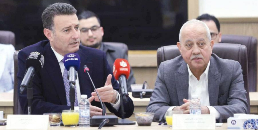 Lower House Speaker Ahmad Safadi on Monday attends a meeting with President of the Jordan Chamber of Industry Fathi Jaghbir to discuss the status of the national industry sector  (JT file)