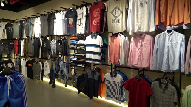 Apparel and accessories sector emerges as the standout performer, capturing 19.4 per cent market share and posting a robust 25.6 per cent year-on-year growth to reach JD1.665 billion  (Petra photo)