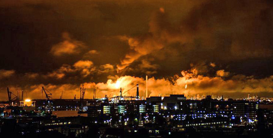 The fire at Europe’s biggest refinery was brought under control early on Sunday   (AFP photo)