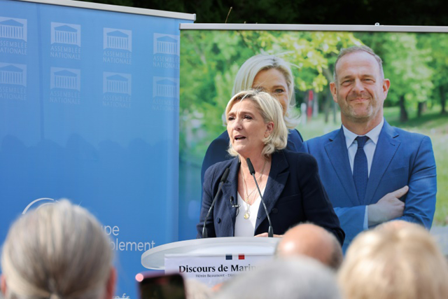 French far-right leader Marine Le Pen urged President Emmanuel Macron to hold a referendum on key issues such as immigration, suggesting that giving the French a direct vote might help break the political deadlock (AFP photo)