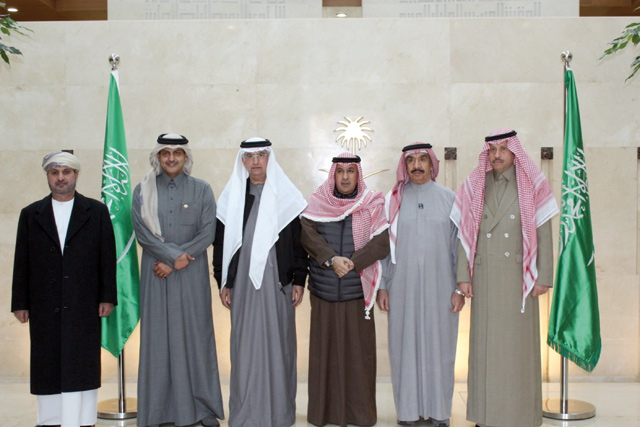 Ambassador of Saudi Arabia to Jordan Naif Al Sudairi, Bahrain, Ahmed Al Ruwai; Kuwait, Aziz Al Daihani; the UAE, Ahmed Al Balushi; Qatar, Saud Bin Nasser Al Thani; and Oman, Hilal Al Maamari pose for a group photo  (Petra photo)