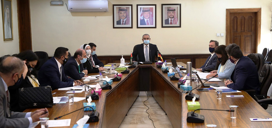 Minister of Planning and International Cooperation Nasser Shraideh headed a government delegation during discussions with a German delegation led by Director General of the Middle East Directorate at the German Federal Ministry for Economic Cooperation and Development Claudia Warning via videoconference (Petra photo)