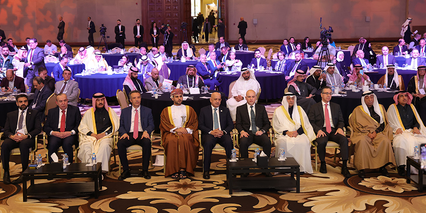 Deputising for His Majesty King Abdullah, Minister of Investment Mothanna Gharaibeh on Wednesday opens the inaugural Jordanian-Gulf Investment Conference at the King Hussein Bin Talal Convention Center (Petra photo)