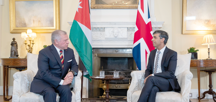 His Majesty King Abdullah meets with UK Prime Minister Rishi Sunak in London on Sunday (Photo courtesy of Royal Court)