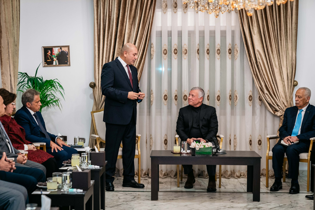 His Majesty King Abdullah meets with a number of individuals at the residence of former Lower House Speaker Abdulmunim Oddat on Tuesday