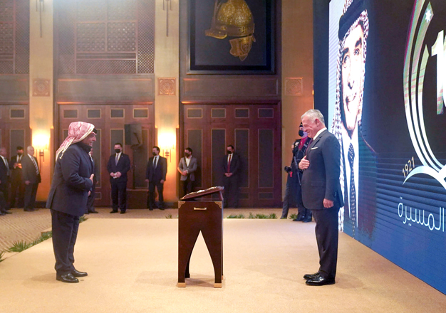 His Majesty King Abdullah on Sunday bestowed the Order of the State Centennial on a number of Royal family members and figures who served in the Royal Hashemite Court during the reign of the late King Hussein (Photo courtesy of Royal Court)
