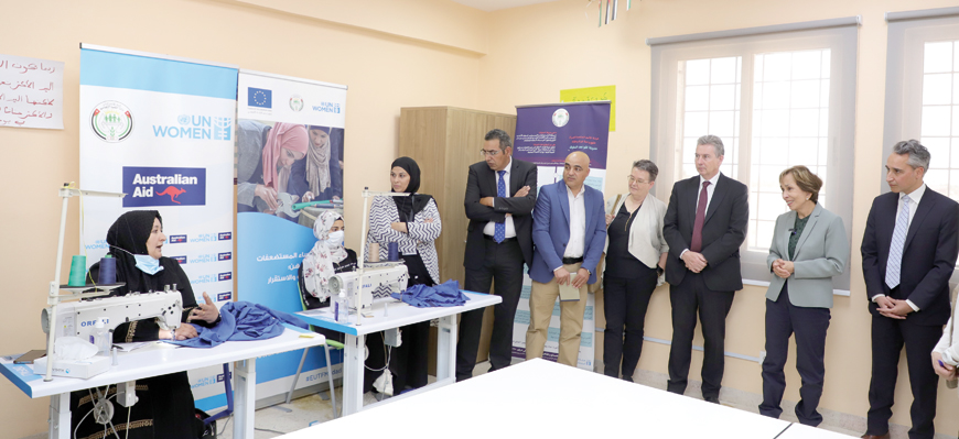 HRH Princess Basma visits the Oasis Centre for Women and Girls at Madaba’s Bani Hamidah region on Sunday (Petra photo)