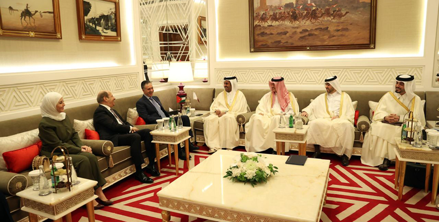 The discussions, aimed at capitalising on available opportunities across various sectors, takes place on the sidelines of the fifth meeting of the Higher Committee for the Industrial Partnership for Sustainable Economic Development in Doha (Petra photo)