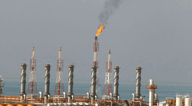Oil prices up with Iraq violence in focus (AFP file photo)