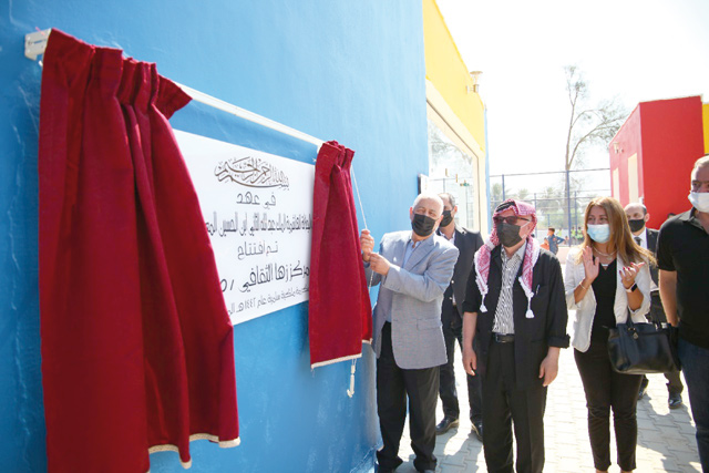 Royal Court Chief Yousef Issawi inaugurates a Royal initiative project in Balqa on Saturday (Petra photo)