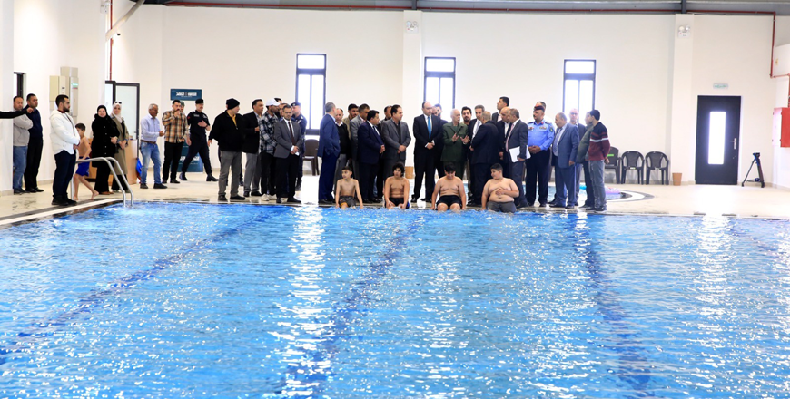 Royal Court Chief Yousef Issawi on Saturday inaugurates a new indoor semi-Olympic swimming pool in Jerash (Petra photo)