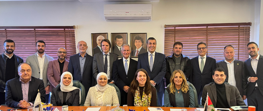 The Jordan Europe Business Association hosts a delegation from the Dutch embassy in Amman to explore ways of enhancing economic cooperation between the two countries (Petra photo)
