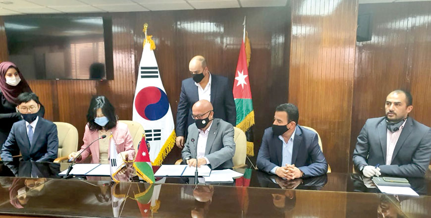The Water Ministry and the Korea International Cooperation Agency signed a memorandum of understanding on Tuesday to fund a project valued at $9.7 million to improve and upgrade water networks in Karak’s Faqou area  (Photo courtesy of Water Ministry)