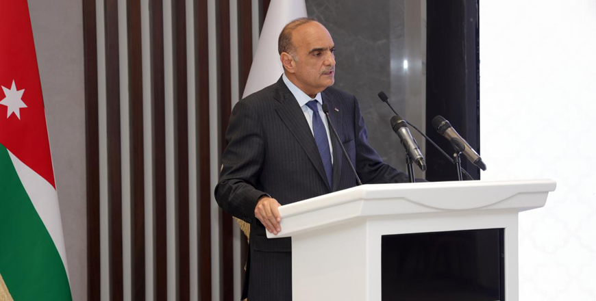 Prime Minister Bisher Khasawneh on Tuesday attends launch of the Association of Banks in Jordan’s (ABJ) second initiative to support the Ministry of Social Development (Petra photo)