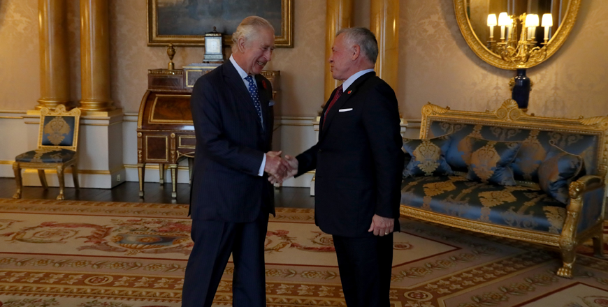 His Majesty King Abdullah meets with King Charles III of the United Kingdom at Buckingham Palace in London on Thursday (Photo courtesy of Royal Court)