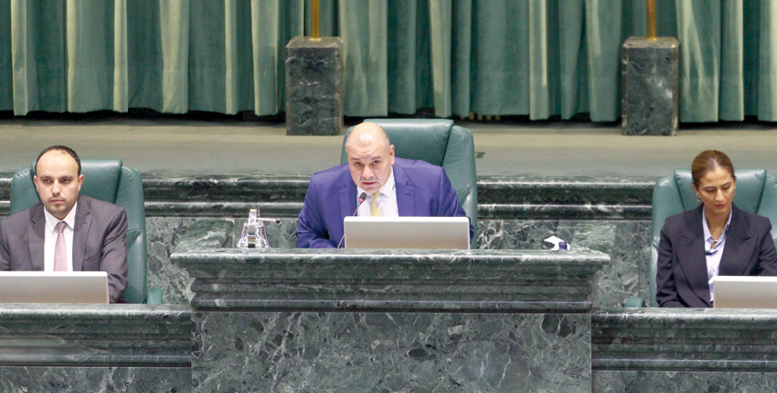 Speaker Abdulmunim Oddat speaks during a Lower House session on Monday (Petra photo)