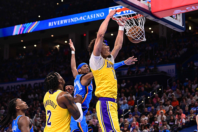 Jaxson Hayes #11 of the Los Angeles Lakers dunks the ball during the second half against the Oklahoma City Thunder at Paycom Centre on Wednesday in Oklahoma City, Oklahoma (AFP photo)