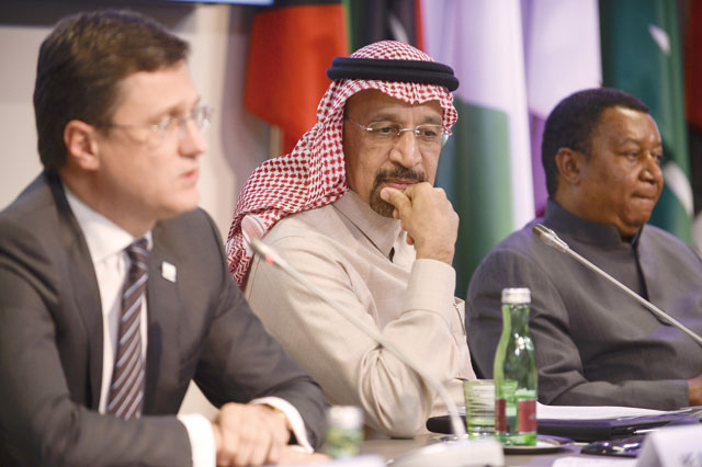 Secretary General of OPEC Mohammed Barkindo (right), Russia Energy Minister Alexander Novak (left), Saudi Arabia’s Minister of Energy, Industry and Mineral Resources Khalid Al Falih (centre) hold a joint press conference during the 173rd Ordinary Meeting of the Organisation of Petroleum Exporting Countries in Vienna, Austria, on Thursday (Anadolu Agency photo)