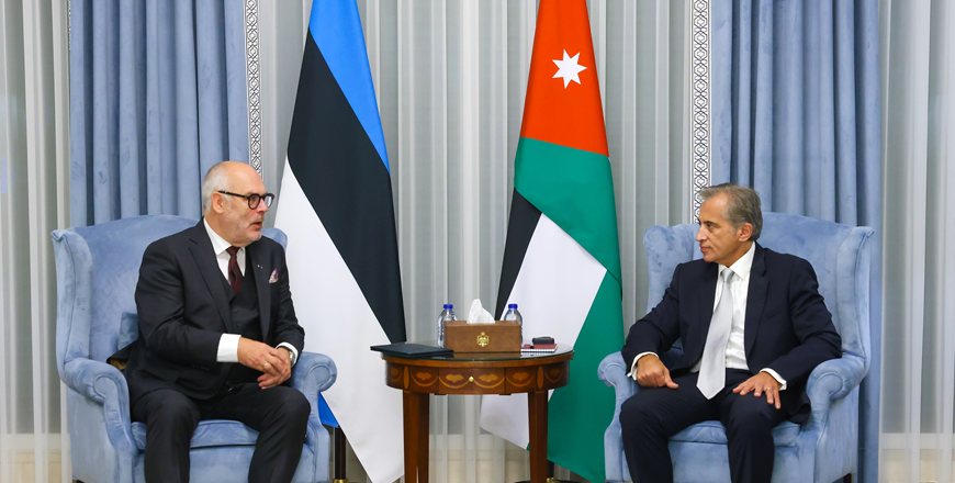 Prime Minister Jafar Hassan meets on Monday with Estonian President Alar Karis (Petra photo)