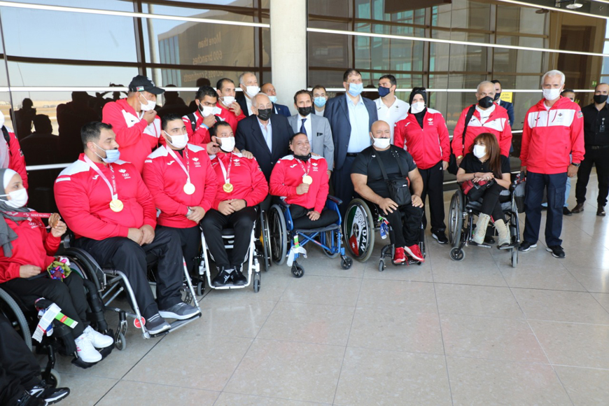 HH Prince Raad and HH Prince Mired receive members of the Kingdom’s Paralympic team after their participation in the Tokyo 2020 Paralympic Games on Wednesday (Petra photo)