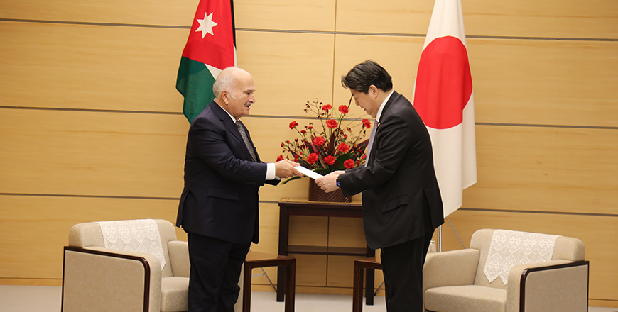 HRH Prince El Hassan on Thursday conveys a letter from His Majesty King Abdullah to Japanese Prime Minister Shigeru Ishiba on the occasion of the 70th anniversary of diplomatic relations between Jordan and Japan (Petra photo)