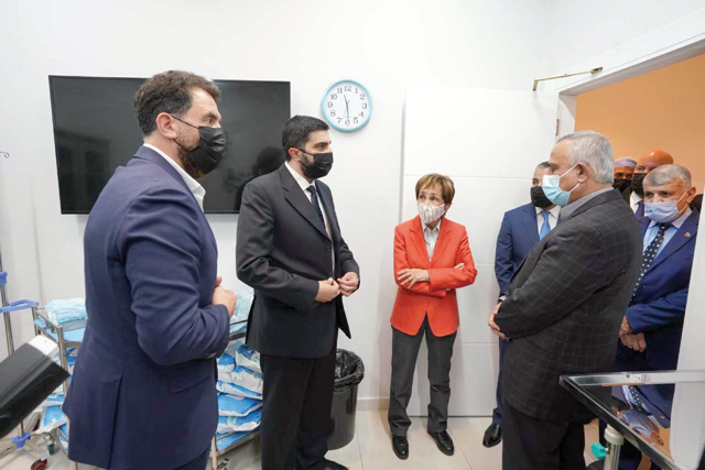 Princess Basma opened a new branch of the Shami Eye Centre in Aqaba on Wednesday (Petra photo)