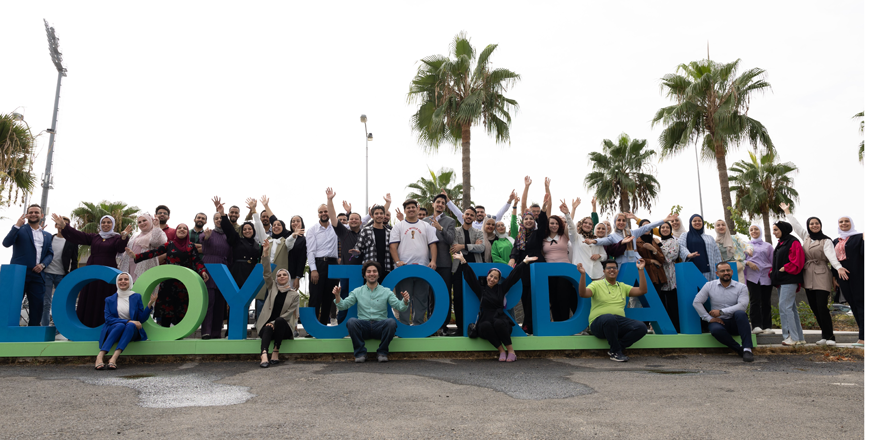 Participants pose for a group photo during the 2023 Local Conference of Youth on Climate Change in Amman (Photo courtesy of UNICEF)