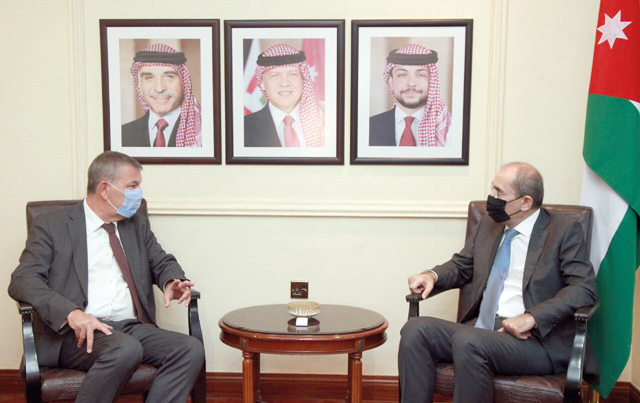 Deputy Prime Minister and Foreign Minister Ayman Safadi meets with Commissioner General of the United Nations Relief and Works Agency for Palestine Refugees Philippe Lazzarini on Monday (Photo courtesy of Foreign Ministry)