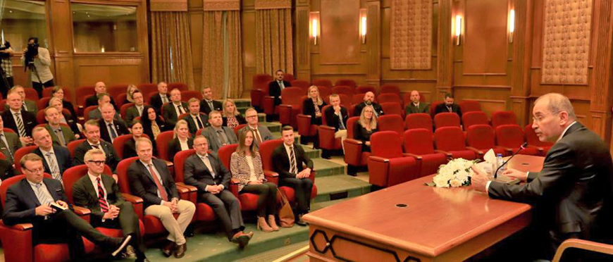 Deputy Prime Minister and Foreign Affairs Minister Ayman Safadi speaks during his meeting with a delegation of participants in the higher executive course at the Norwegian Defence University College on Monday  (Photo courtesy of Foreign Ministry)