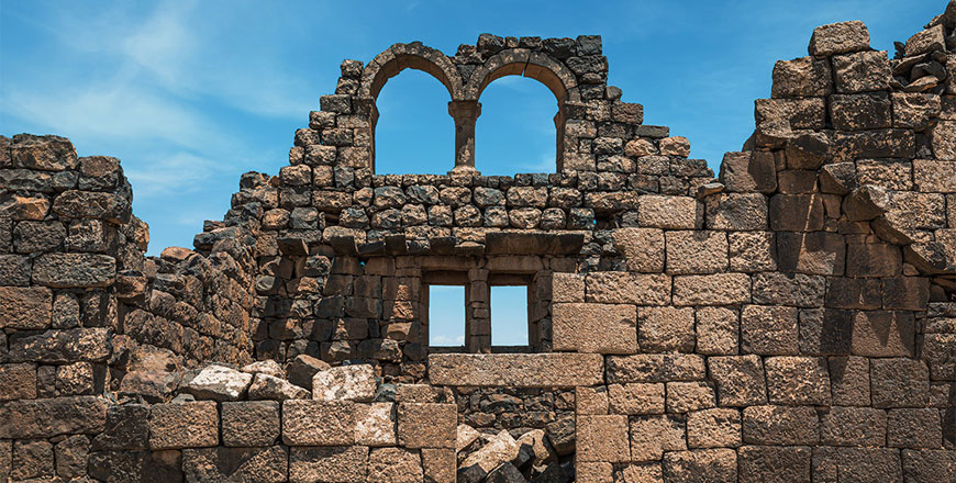 “We celebrate the inclusion of Umm Jimal in the UNESCO World Heritage List” (Petra photos)