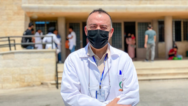  Dr Waleed, 56, is an Iraqi refugee working at Princess Basma Hospital as a dermatologist (Photo courtesy of UNHCR)