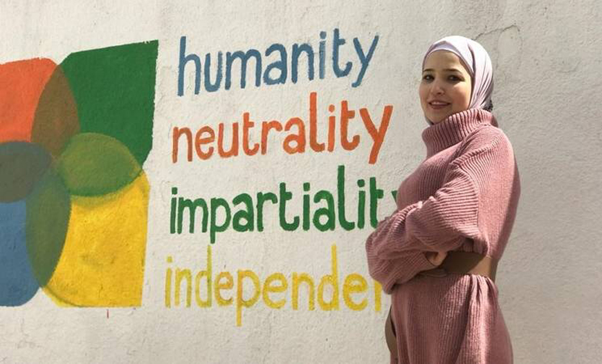 Safa’ Obeid, a teacher at the UNRWA Sweileh Preparatory Girls’ School in Jordan (Photo courtesy of UNRWA)