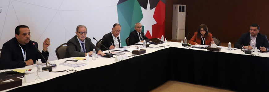 Minister of Water and Irrigation Mohammad Najjar and experts take part in the second meeting of the National Economic Workshop on the water sector on Saturday (Photo courtesy of Awad Taweel)