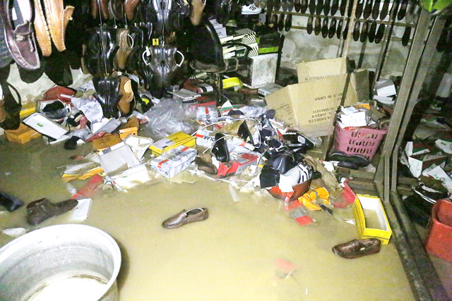 Shops in lower parts of Downtown Amman bear the brunt of recent heavy rainfall (Petra photo)
