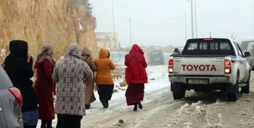   Tafileh witnessed heavy snowfall on Tuesday (Al Rai photo)