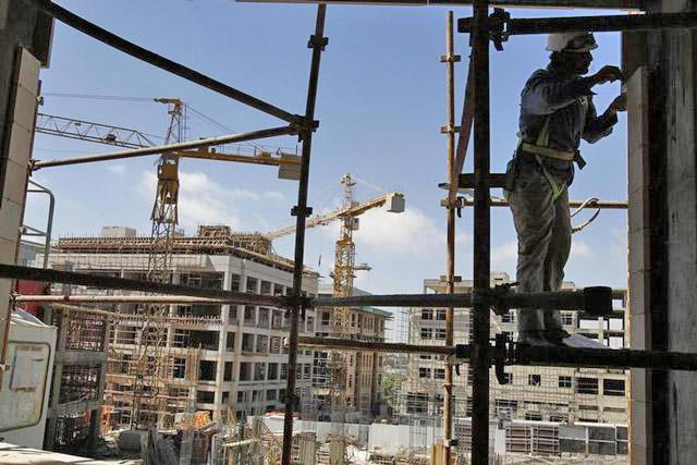 The Jordanian Construction Contractors Association on Saturday said the money owed by the government to contracting companies is bringing down the sector’s growth and threatens future prospects for Jordanian companies in reconstruction efforts in neighbouring countries  (Reuters photo)