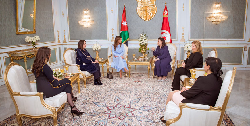 Her Majesty Queen Rania meets with Tunisian First Lady Chadlia Saïda Farhat during a working visit on Sunday (Photo courtesy of the Royal Court)