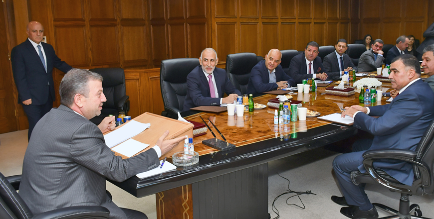 General Intelligence Department chief Major General Ahmad Husni speaks during a meeting with media figures (Photo courtesy of GID)