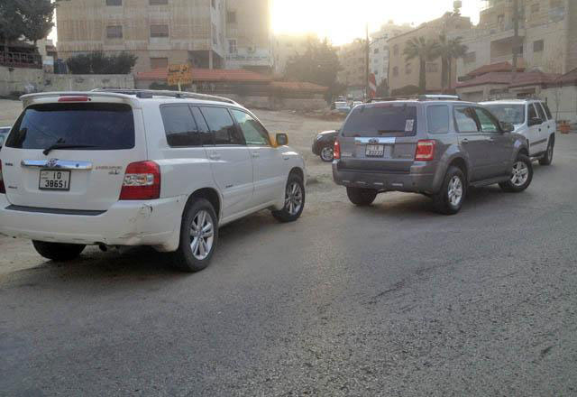 Not one hybrid car has been cleared by customs since the recent government decision to cancel a tax exemption on such vehicles, stakeholders said (File photo)