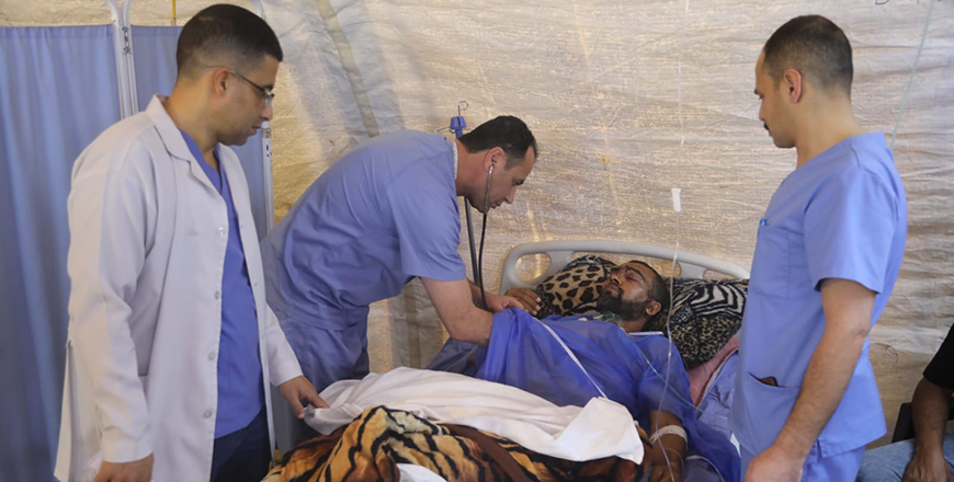The Jordanian field hospital in southern Gaza on Tuesday treats dozens of injured civilians following a new wave of Israeli airstrikes on the Strip (Petra photo)