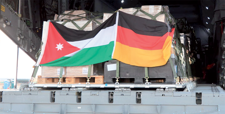 A German military aid plane laden with medical equipment and other relief supplies lands on Tuesday at Al Azraq’s Muwafaq Al Salti airbase to be sent to the Gaza Strip (Petra photo)