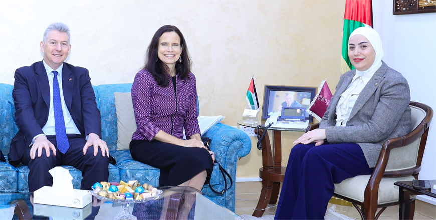 Minister of Social Development and Head of the Ministerial Committee for Women's Empowerment Wafa Bani Mustafa (left) meets on Sunday with Australian Ambassador for Gender Equality Stephanie Copus Campbell  (centre) and Australian Ambassador to Amman Bernard Lynch to explore avenues for cooperation and the exchange of expertise (Petra photo)