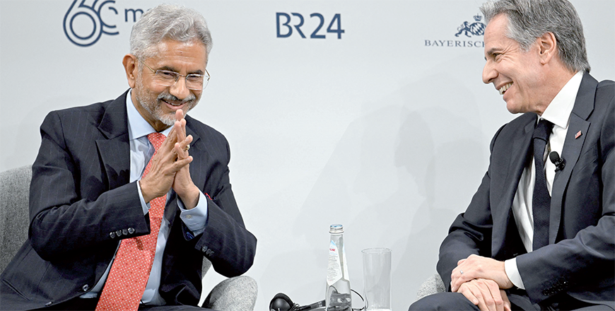 Indian External Affairs Minister Subrahmanyam Jaishankar (left) and US Secretary of State Antony Blinken take part in a panel discussion at the Munich Security Conference (MSC) in Munich, southern Germany, on Saturday (AFP photo)