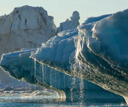 Greeland’s ice sheet is under pressure from human-induced climate change (AFP photo)