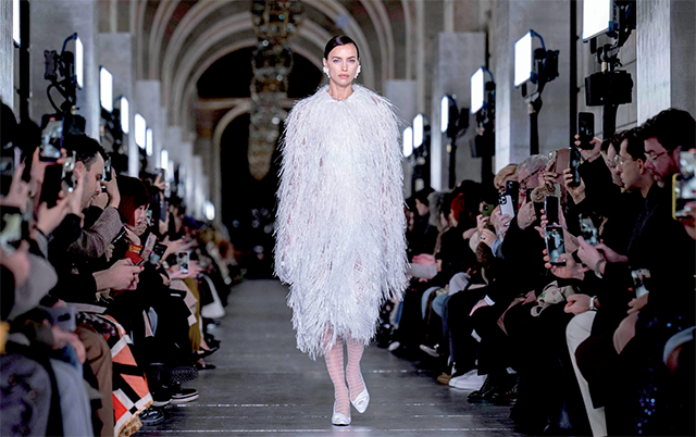 Model Irina Shayk walks the runway for the Tory Burch show during New York Fashion Week on Monday in New York (AFP photo)