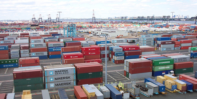 The Department of Statistics says on Wednesday that the industrial production index in the first seven months of 2024 reached 86.87 points (Petra photo)  