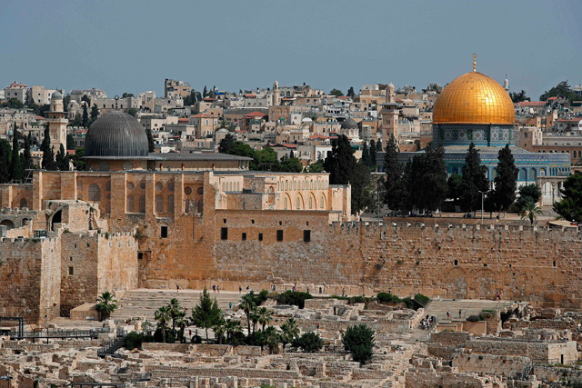 The Old City of Jerusalem with the Dome of the Rock (right) and Al Aqsa Mosque (left)  (AFP photo)