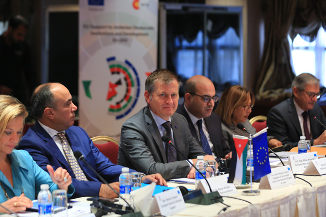 Representatives of Jordan's main political entities and of EU-JDID discuss the programme's achievements at the King Hussein Club, on Monday  (Photo courtesy of EU-JDID)