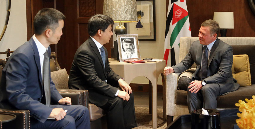 His Majesty King Abdullah holds talks with Huawei's Deputy Chairman and Rotating CEO Guo Ping in Amman on Sunday (Photo courtesy of Royal Court)
