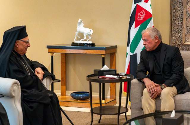 His Majesty King Abdullah, accompanied by HRH Crown Prince Hussein, on Tuesday receives Patriarch Youssef Absi, the Melkite Greek Catholic Patriarch of Antioch and All the East (Photo courtesy of Royal Court)